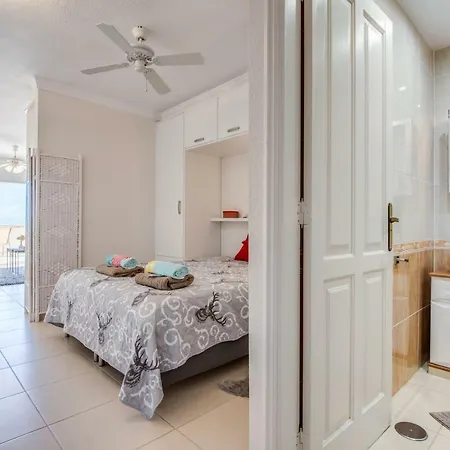 Jacaranda Apartment